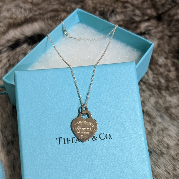Return to Tiffany Heart Tag Pendant Necklace